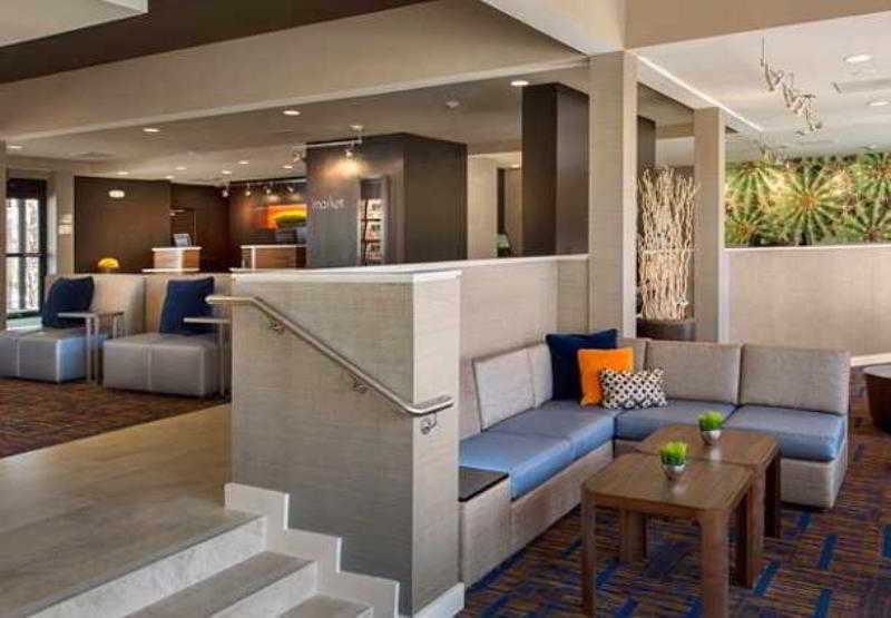 Courtyard Dallas Addison Midway Экстерьер фото