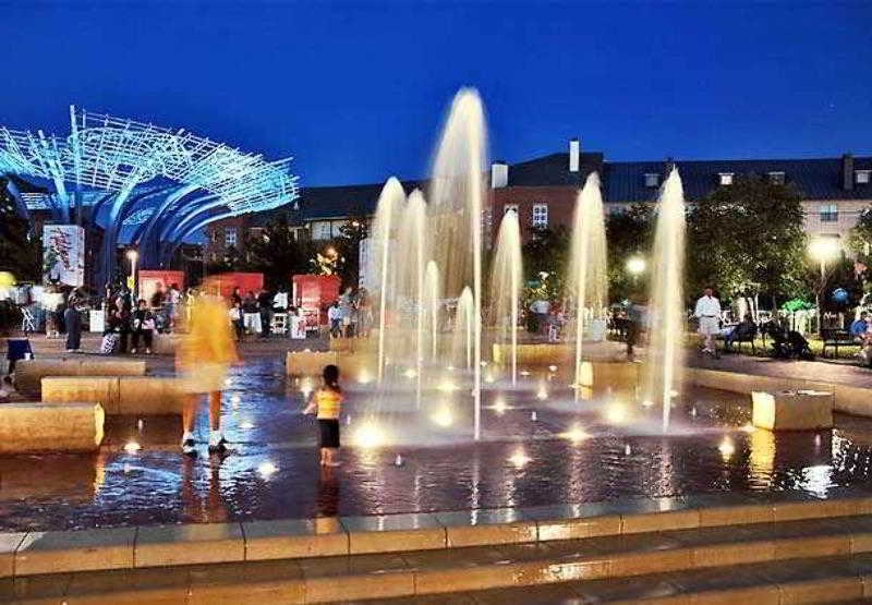 Courtyard Dallas Addison Midway Экстерьер фото