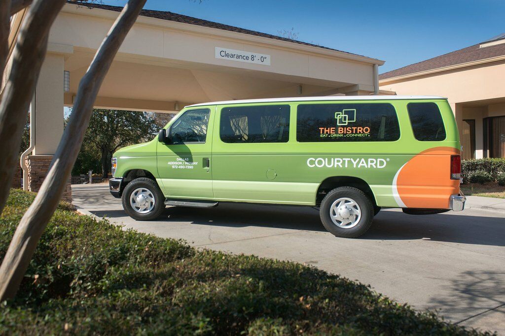 Courtyard Dallas Addison Midway Экстерьер фото
